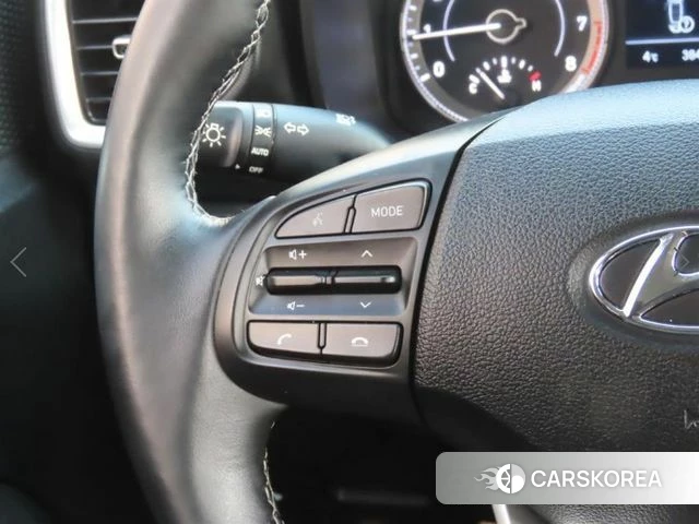 Hyundai Venue 2021 Серый из Кореи, фото 3