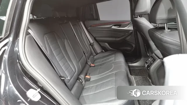 BMW X4 (G02) 2023 Черный из Кореи, фото 3