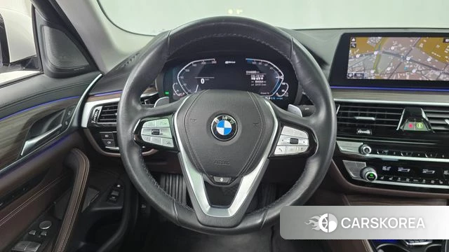 BMW 5 Series (G30) 2020 Белый из Кореи, фото 3