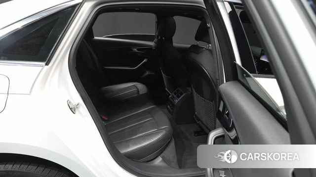 Audi A4 (B9) 2021 Белый из Кореи, фото 3