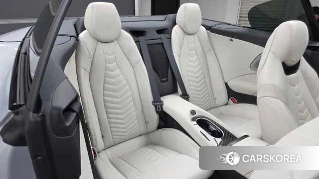 Maserati Grancabrio 2nd Generation 2024 Светло-серебряный цвет из Кореи, фото 3