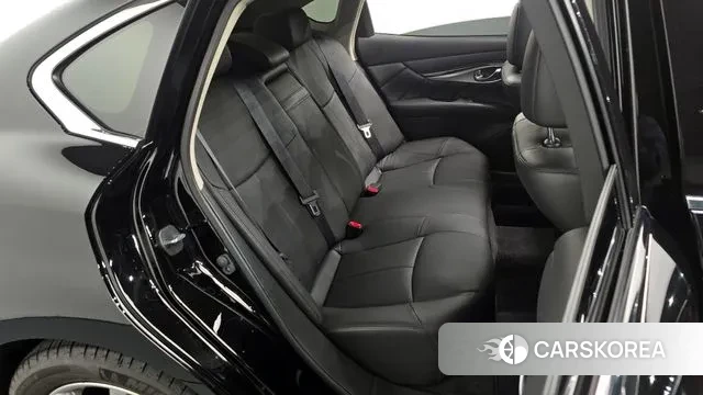 Infiniti Q70 2018 Черный из Кореи, фото 3