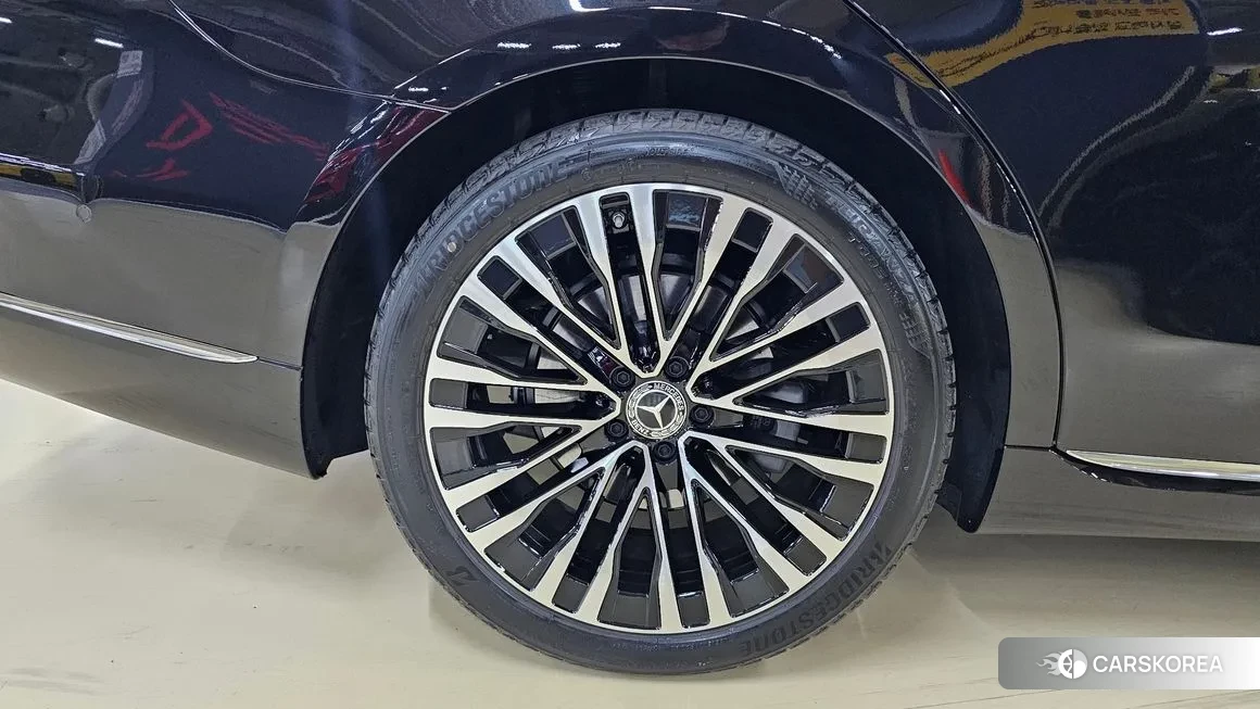 Mercedes-Benz S-Class W223 2024 Черный из Кореи, фото 3