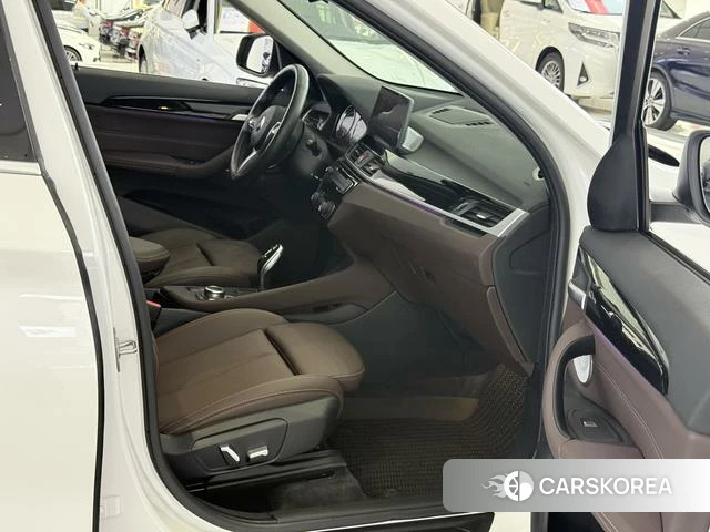 BMW X1 2022 Белый из Китая, фото 3