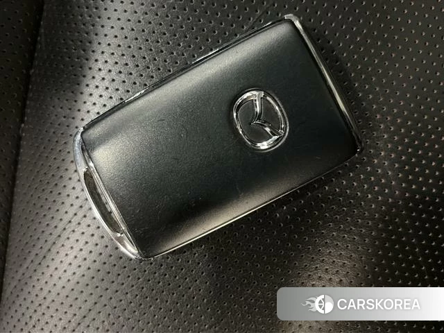 Mazda 3 Angkesaila 2021 Темно-серый из Китая, фото 3