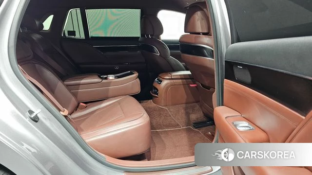 Genesis G90 (RS4) 2022 Серебряный из Кореи, фото 3