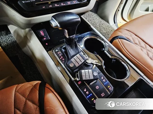 Kia The New Carnival 2018 Белый из Кореи, фото 3