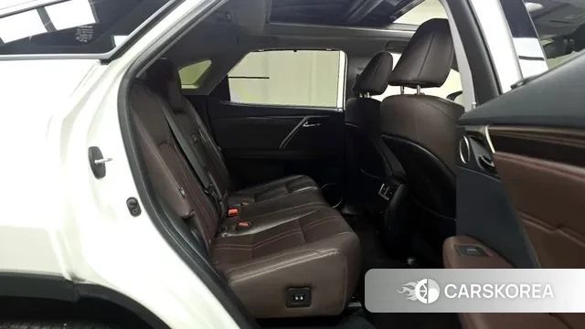 Lexus RX450h 4th generation 2021 Белый из Кореи, фото 3