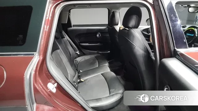 Mini Cooper Clubman 2018 Красный из Кореи, фото 3