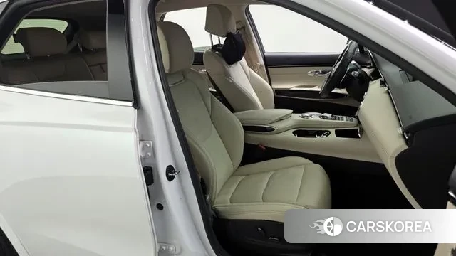 Genesis GV70 2021 Белый из Кореи, фото 3