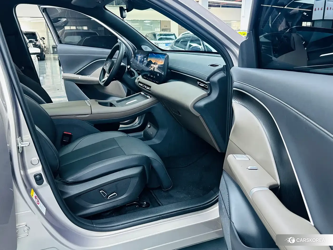 Chang'an CS55PLUS 2025 Silver/gray из Китая, фото 3