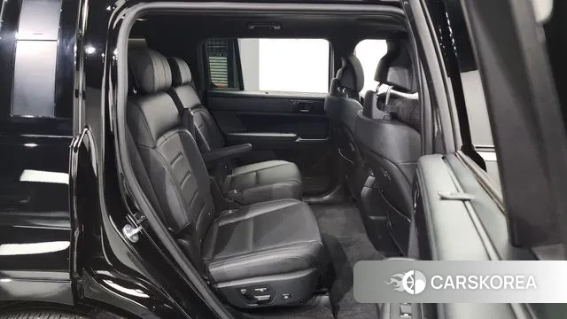 Hyundai Santa Fe (MX5) 2024 Черный из Кореи, фото 3