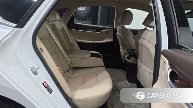 Hyundai Grandeur IG 2018 Белый из Кореи, фото 3