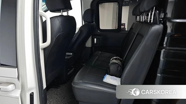 Hyundai Staria 2021 Белый из Кореи, фото 3