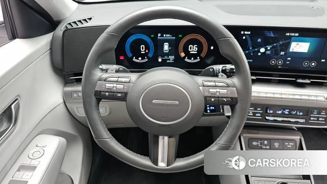 Hyundai Kona (SX2) 2024 Белый из Кореи, фото 3
