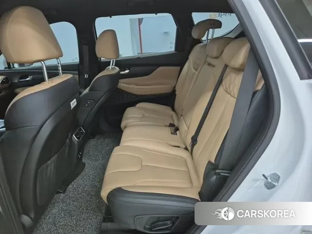 Hyundai The New Santa Fe 2023 Белый из Кореи, фото 3