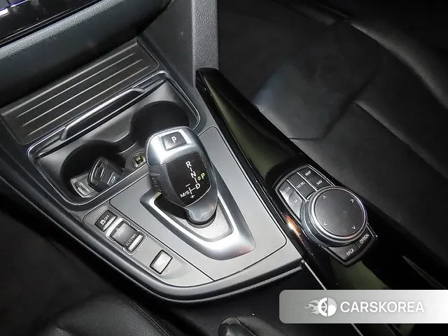 BMW 3 Series (F30) 2018 Серый из Кореи, фото 3