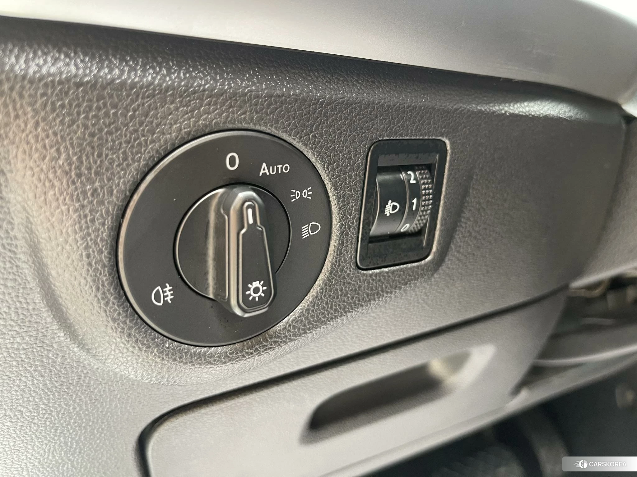 Volkswagen Lavida 2023 Белый из Китая, фото 3