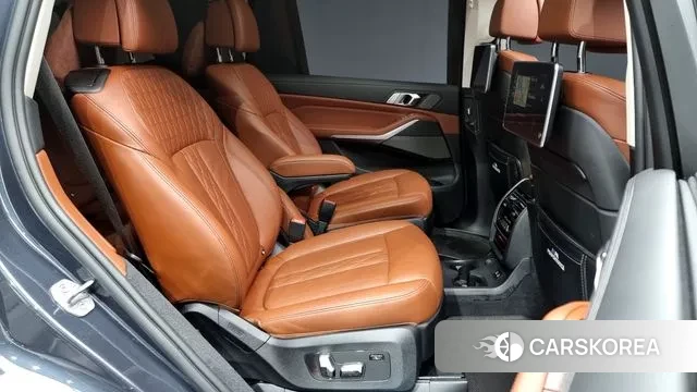 BMW X7 (G07) 2022 Серый из Кореи, фото 3