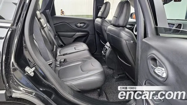 Jeep Cherokee (KL) id 2881563 из Кореи 3