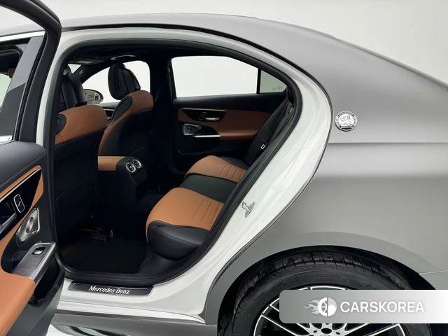 Mercedes-Benz Class C 2026 Черный из Китая, фото 3