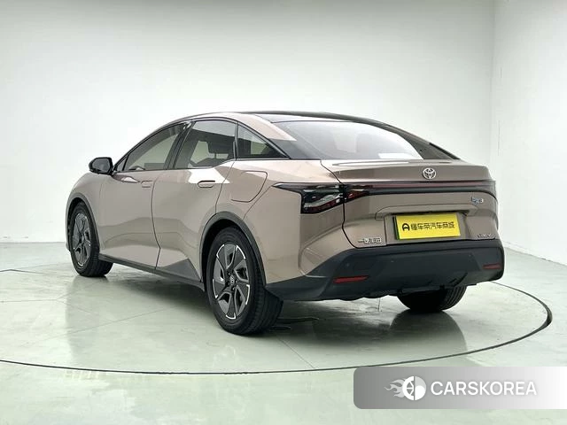 Toyota bZ3 2023 Другой из Китая, фото 3