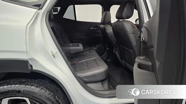 Chevrolet (GM Daewoo) Trax Crossover 2023 Белый из Кореи, фото 3