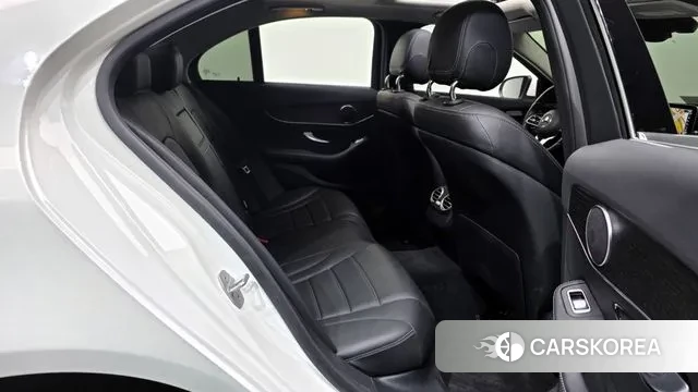 Mercedes-Benz C-Class W205 2021 Белый из Кореи, фото 3