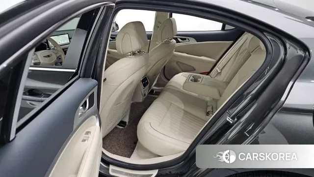 Genesis The New G70 2023 Серый из Кореи, фото 3