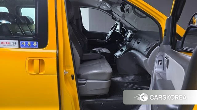 Hyundai The New Grand Starex 2018 Желтый из Кореи, фото 3
