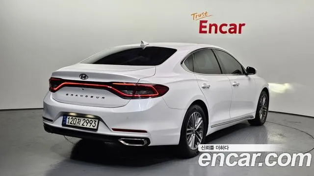 Hyundai Grandeur IG 2018 Белый из Кореи, фото 3