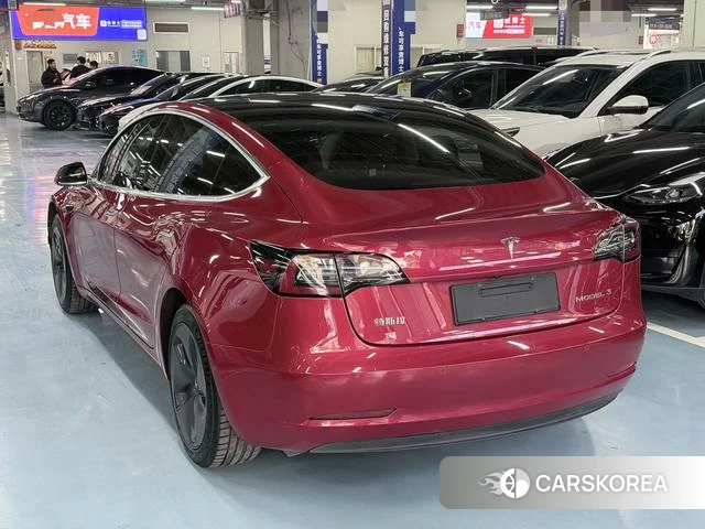 Tesla Model 3 2020 Красный из Китая, фото 3