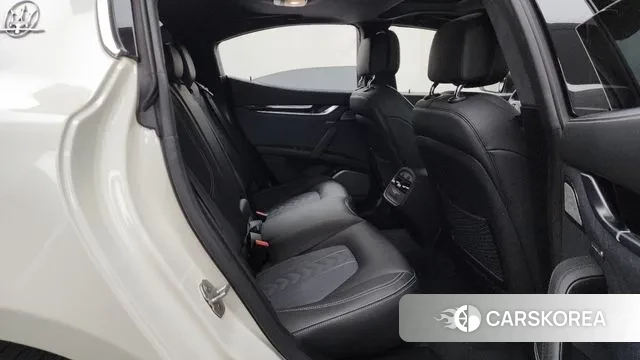 Maserati Ghibli 2018 Белый из Кореи, фото 3