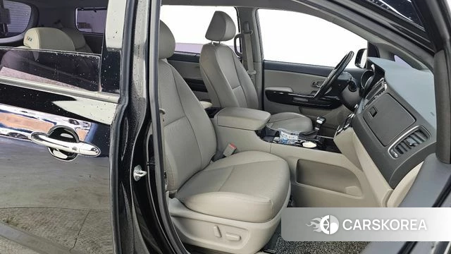 Kia The New Carnival 2020 Черный из Кореи, фото 3