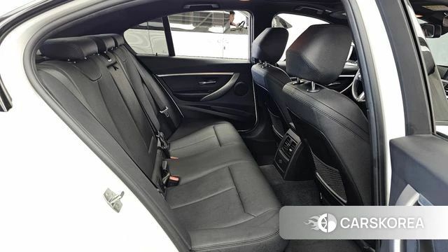 BMW 3 Series (G20) 2018 Белый из Кореи, фото 3