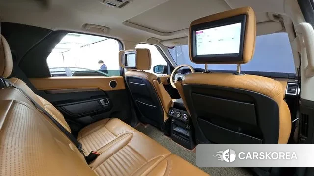 Land Rover Discovery 5 2018 Черный из Кореи, фото 3