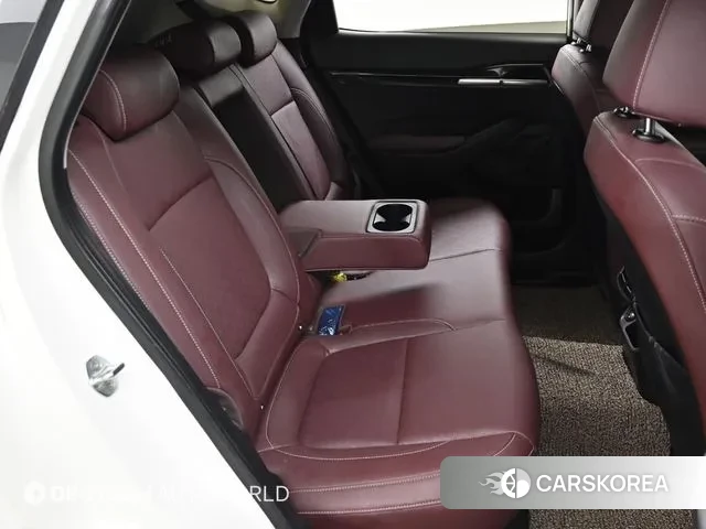 Kia Seltos 2021 Белый из Кореи, фото 3