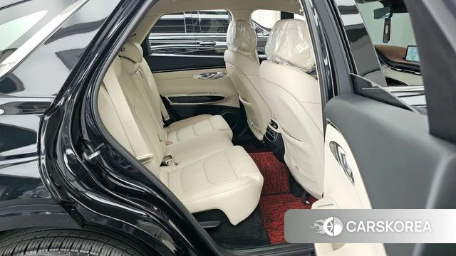 Genesis GV70 2022 Черный из Кореи, фото 3