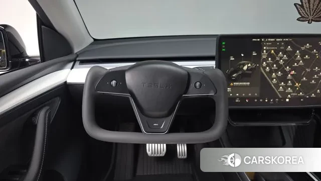 Tesla Model Y 2024 Черный из Кореи, фото 3