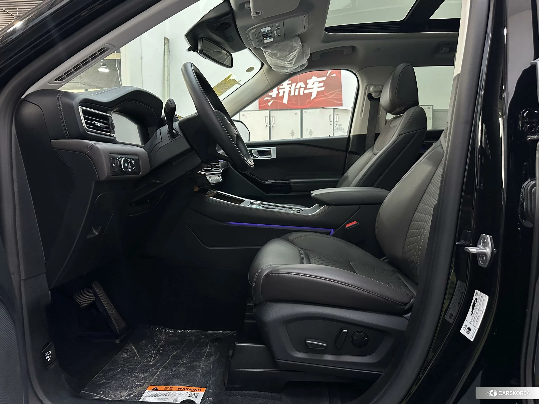 Ford Explorer 2024 Черный из Китая, фото 3