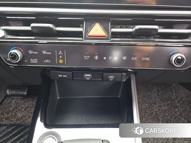 Kia Di Ol Nu Niro 2022 Белый из Кореи, фото 3