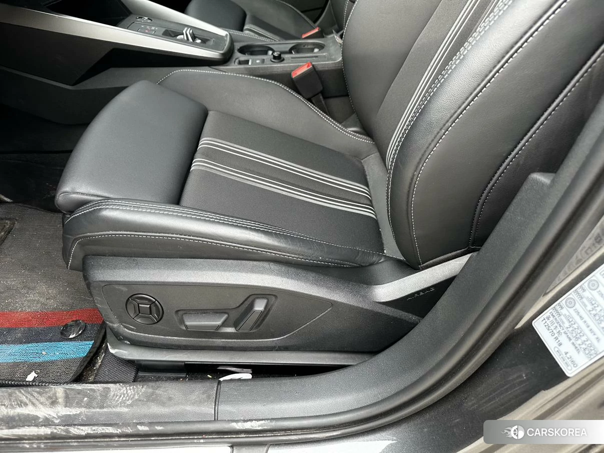 Audi A3 2022 Темно-серый из Китая, фото 3