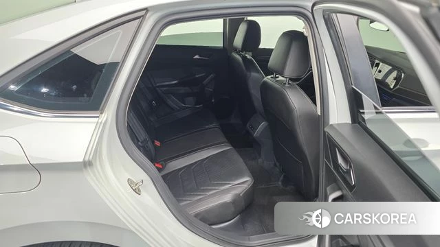 Volkswagen 7th Generation of Jetta 2021 Белый из Кореи, фото 3