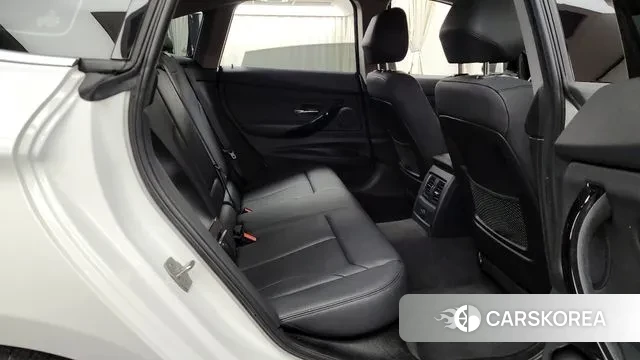 BMW 3 Series GT (F34) 2019 Белый из Кореи, фото 3