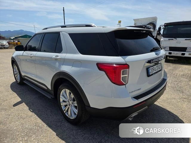 Ford Explorer 6th Generation 2021 Белый из Кореи, фото 3