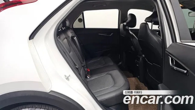 Kia Di Ol Nu Niro 2022 Белый из Кореи, фото 3