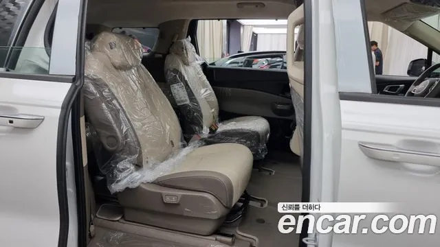 Kia The New Carnival 4th Generation 2024 Белый из Кореи, фото 3