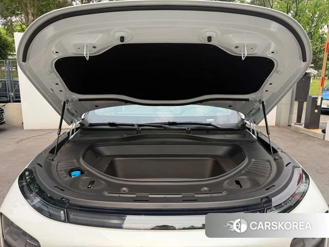 Xiaopeng Motors Xiaopeng G9 2025 Белый из Китая, фото 3