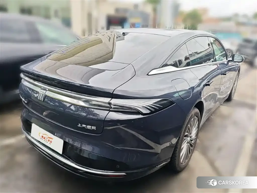 Buick Extreme L7 2025 Red/purple из Китая, фото 3