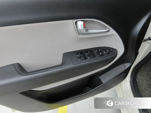 Kia The New Kia Ray 2024 Жемчужный цвет из Кореи, фото 3